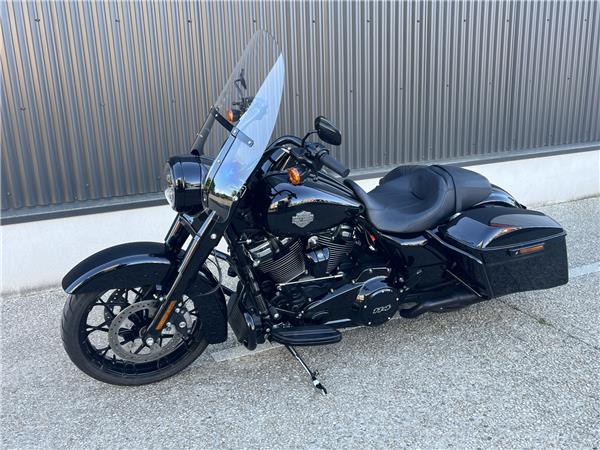 2024 HARLEY-DAVIDSON ROAD KING