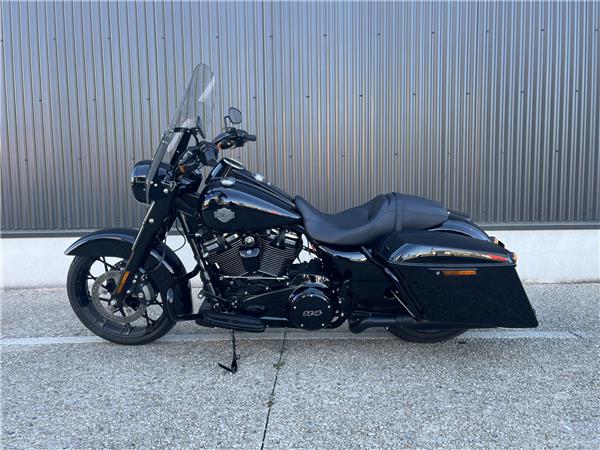 2024 HARLEY-DAVIDSON ROAD KING