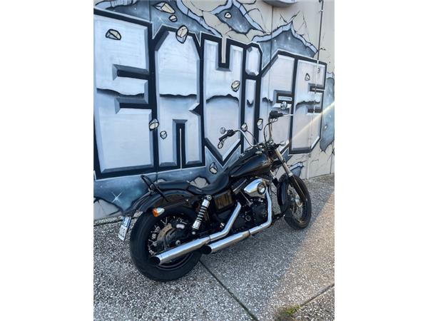 Street bob 103