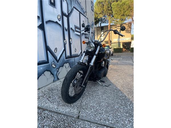 Street bob 103