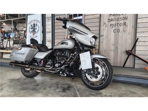 FLHXSE CVO STREET GLIDE 