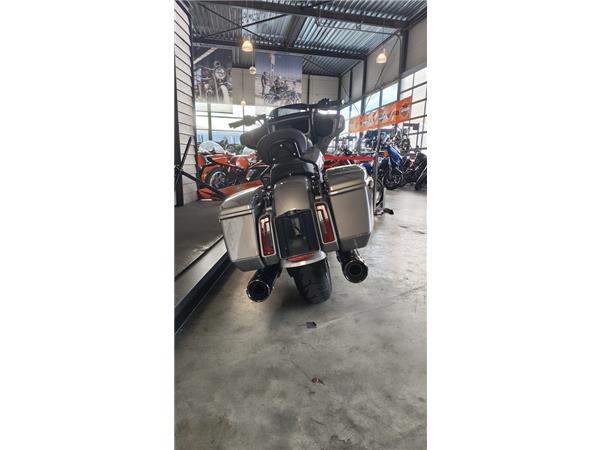 FLHXSE CVO STREET GLIDE 