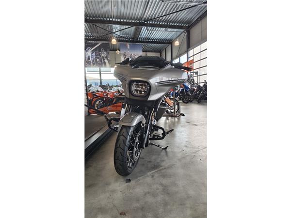 FLHXSE CVO STREET GLIDE 