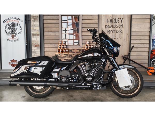 FLHXST Street Glide ST 