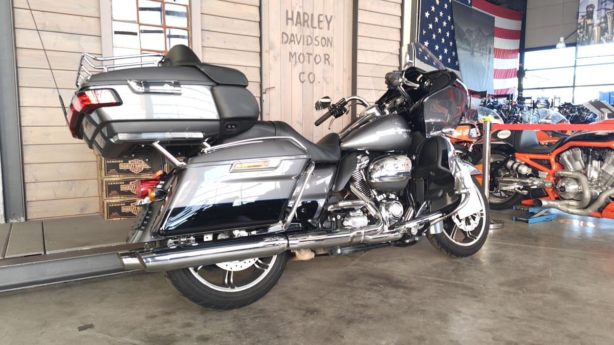 FLTRK ROAD GLIDE LIMITED 