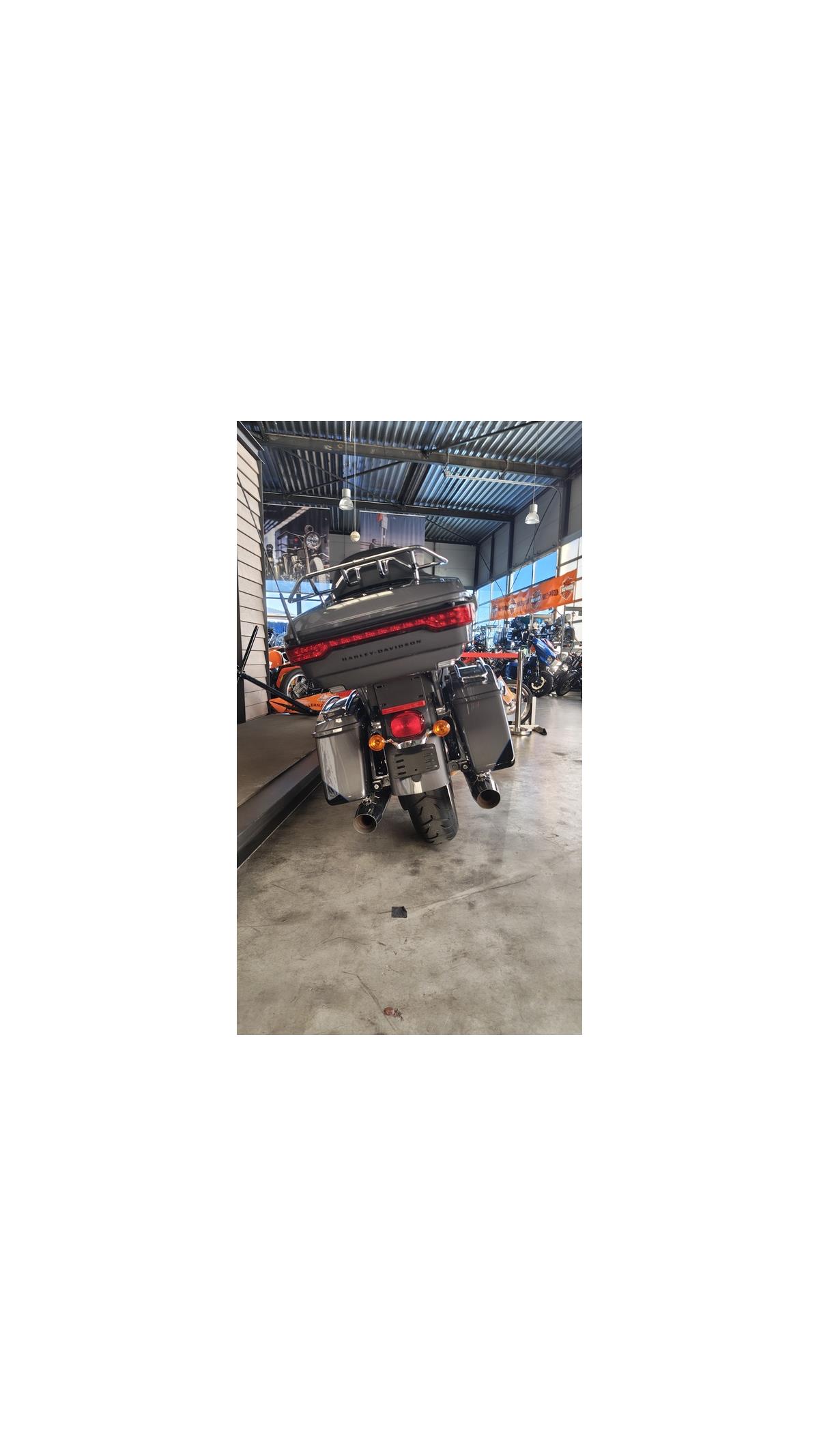 FLTRK ROAD GLIDE LIMITED 