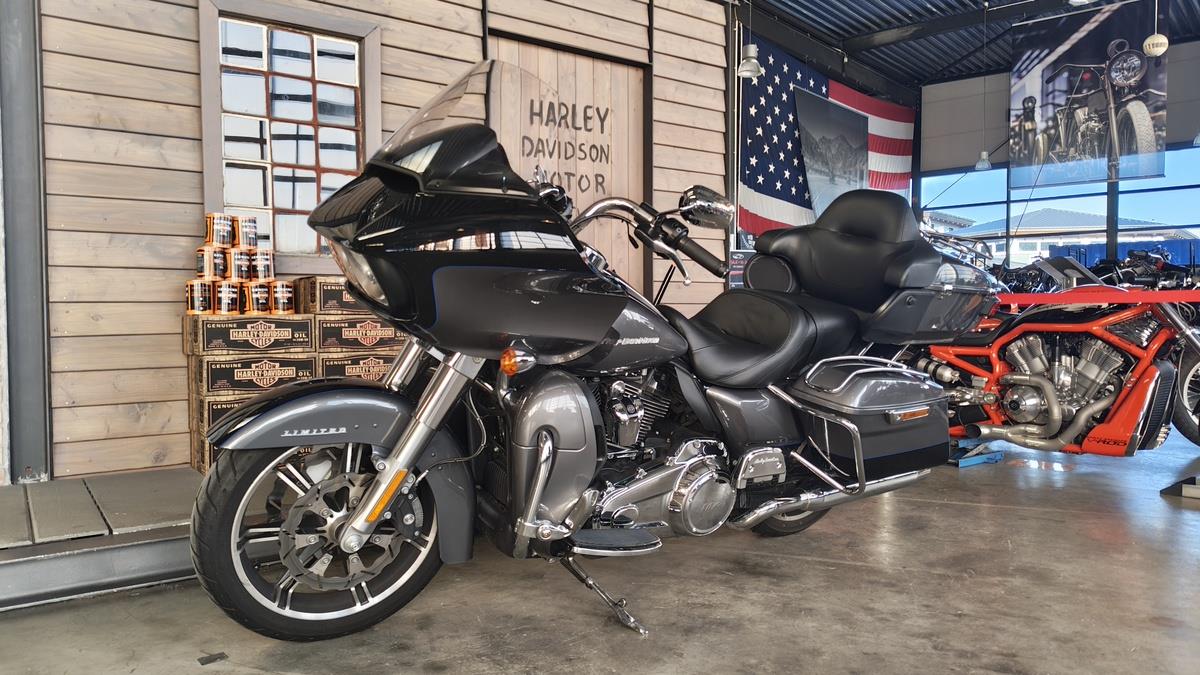 FLTRK ROAD GLIDE LIMITED 