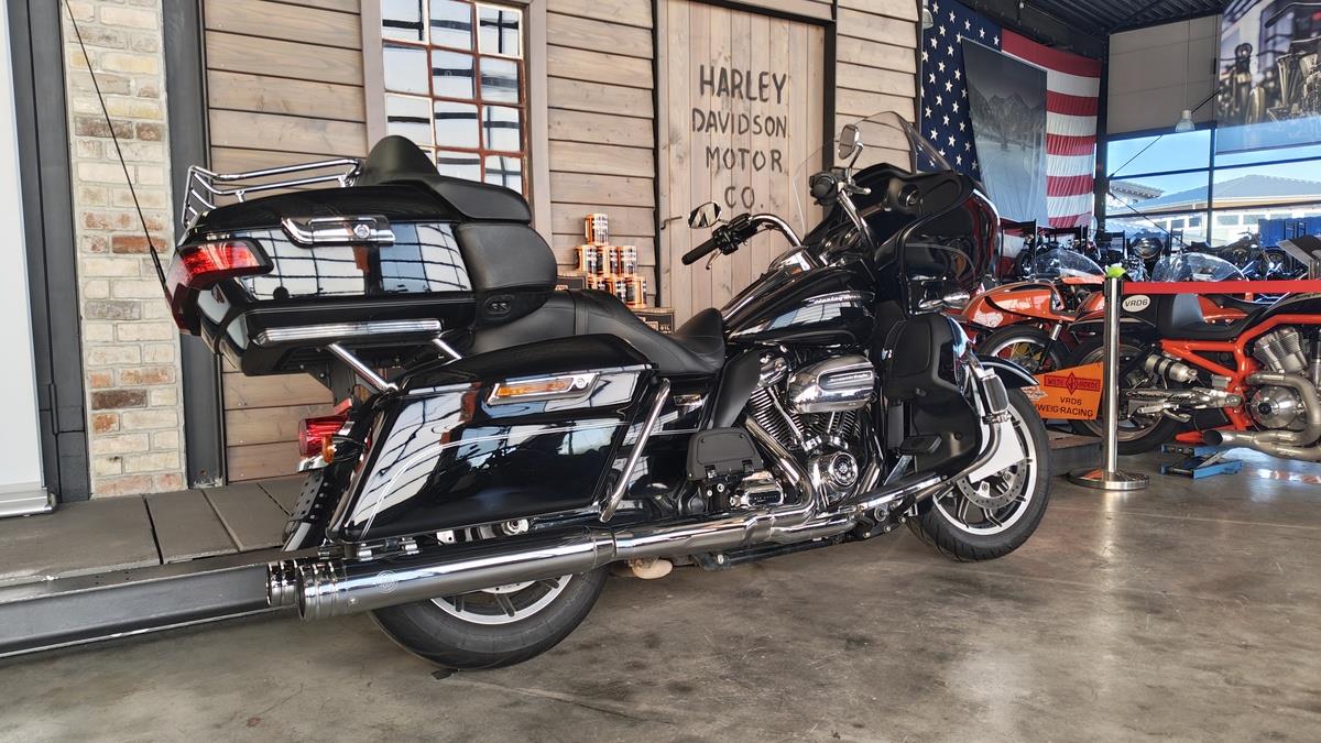 FLTRU ROAD GLIDE ULTRA 
