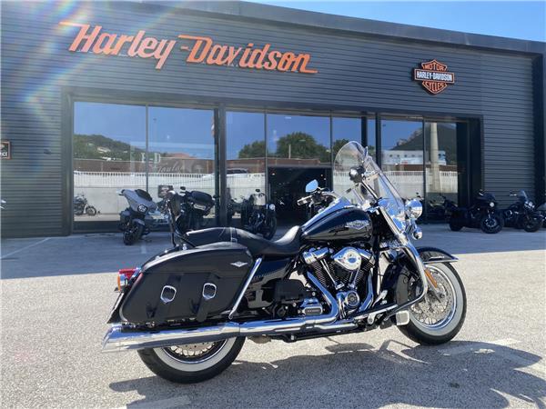 2019 HARLEY-DAVIDSON ROAD KING