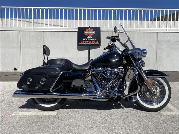 2019 HARLEY-DAVIDSON ROAD KING