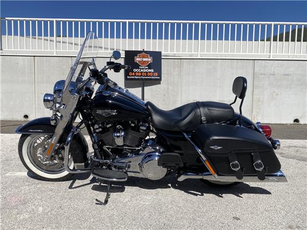 2019 HARLEY-DAVIDSON ROAD KING