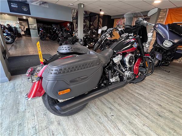 2026 HARLEY-DAVIDSON SOFTAIL FLHC HERITAGE CLASSIC