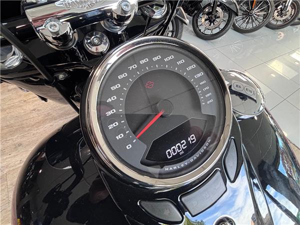 2026 HARLEY-DAVIDSON SOFTAIL FLHC HERITAGE CLASSIC
