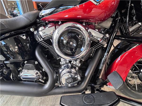 2026 HARLEY-DAVIDSON SOFTAIL FLHC HERITAGE CLASSIC