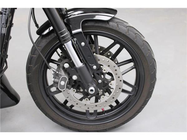 2016 Harley-Davidson Roadster