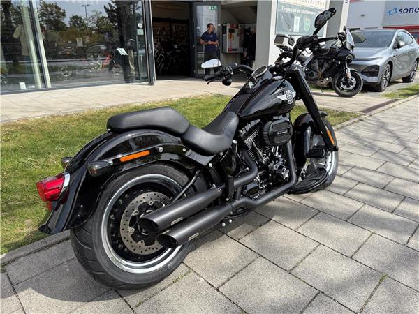FLSTFBS Fat Boy S 110cui mit J&H