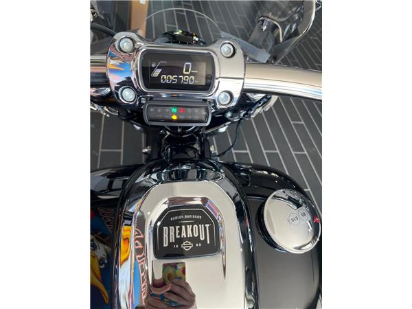 Harley-Davidson Softail Breakout 117