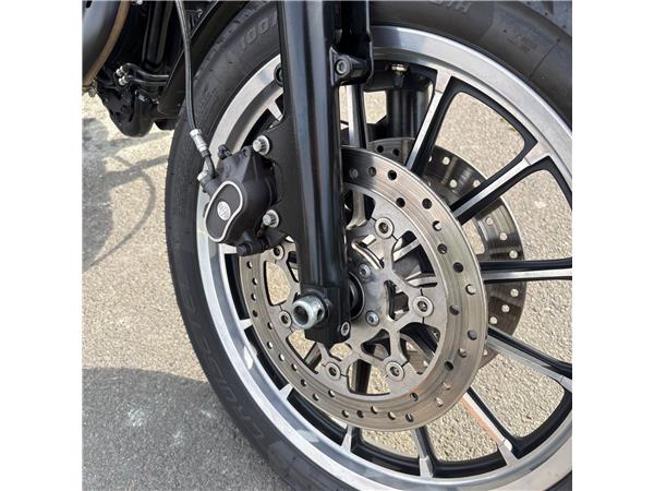2014 HARLEY-DAVIDSON SPORTSTER 883
