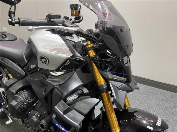 2024 Yamaha MT09 SP Silver