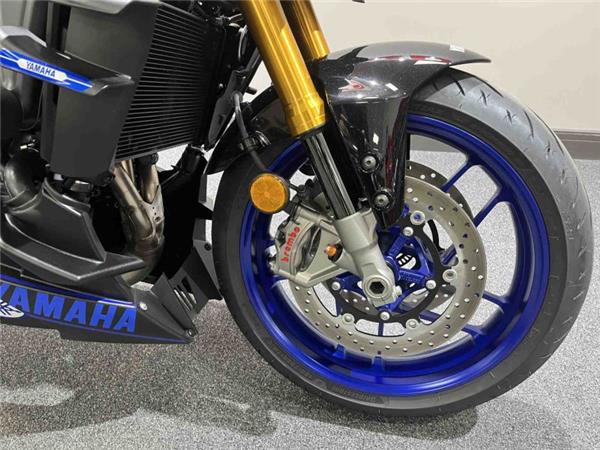 2024 Yamaha MT09 SP Silver