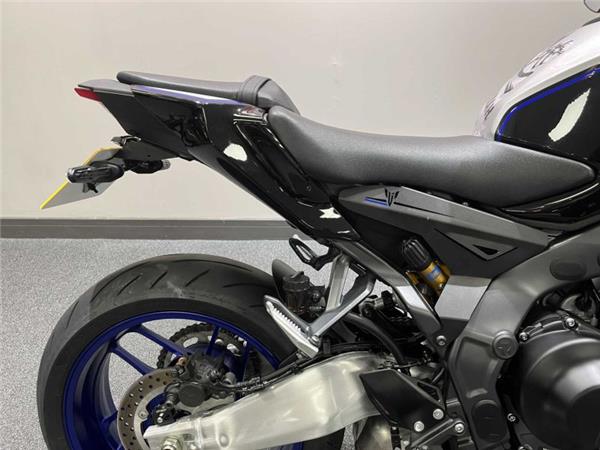 2024 Yamaha MT09 SP Silver