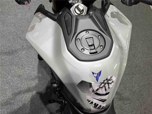 2024 Yamaha MT09 SP Silver