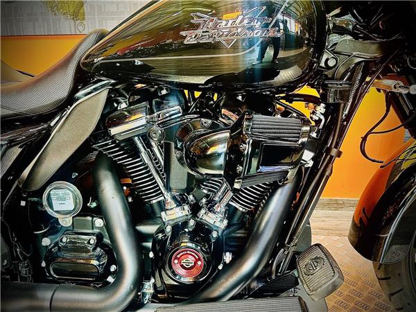 2023 HARLEY-DAVIDSON FREEWHEELER