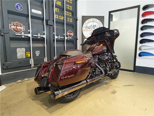 FLHXSE CVO Street Glide 