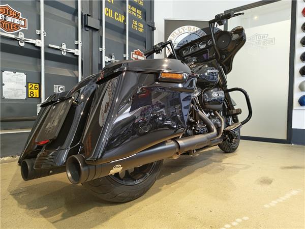 FLHXS Street Glide Special 