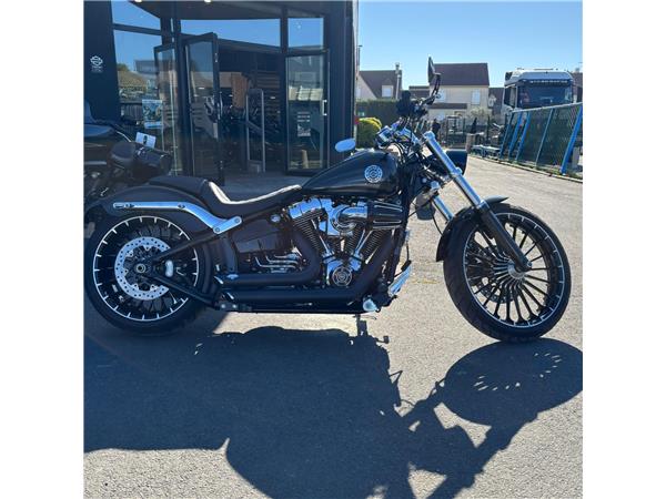 2017 HARLEY-DAVIDSON BREAKOUT