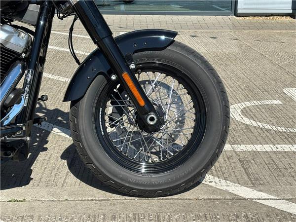2021 HARLEY-DAVIDSON SOFTAIL FLSL SLIM
