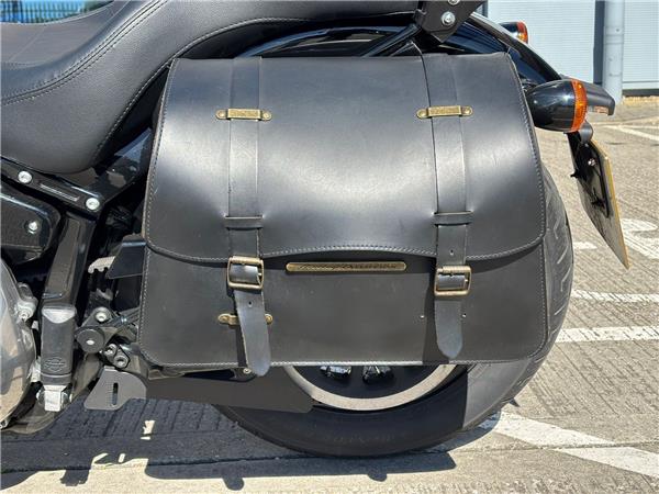 2021 HARLEY-DAVIDSON SOFTAIL FLSL SLIM