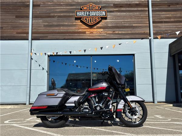 2020 HARLEY-DAVIDSON CVO FLHXSE STREET GLIDE