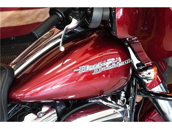 2017 HARLEY-DAVIDSON TOURING FLHXS STREET GLIDE SPECIAL