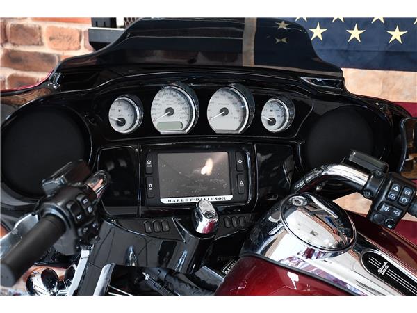 2017 HARLEY-DAVIDSON TOURING FLHXS STREET GLIDE SPECIAL