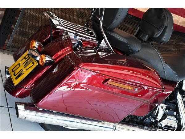 2017 HARLEY-DAVIDSON TOURING FLHXS STREET GLIDE SPECIAL