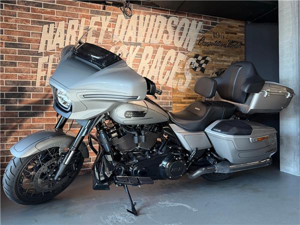 2023 harley-davidson FLHXSE Street Glide CVO 121