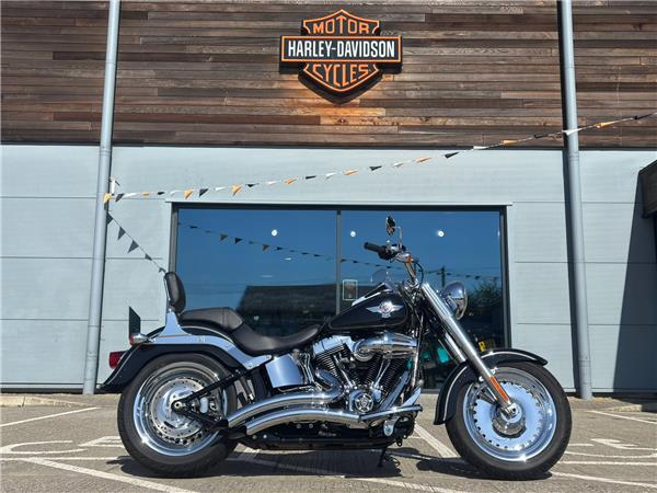 2016 HARLEY-DAVIDSON SOFTAIL FLSTF FAT BOY