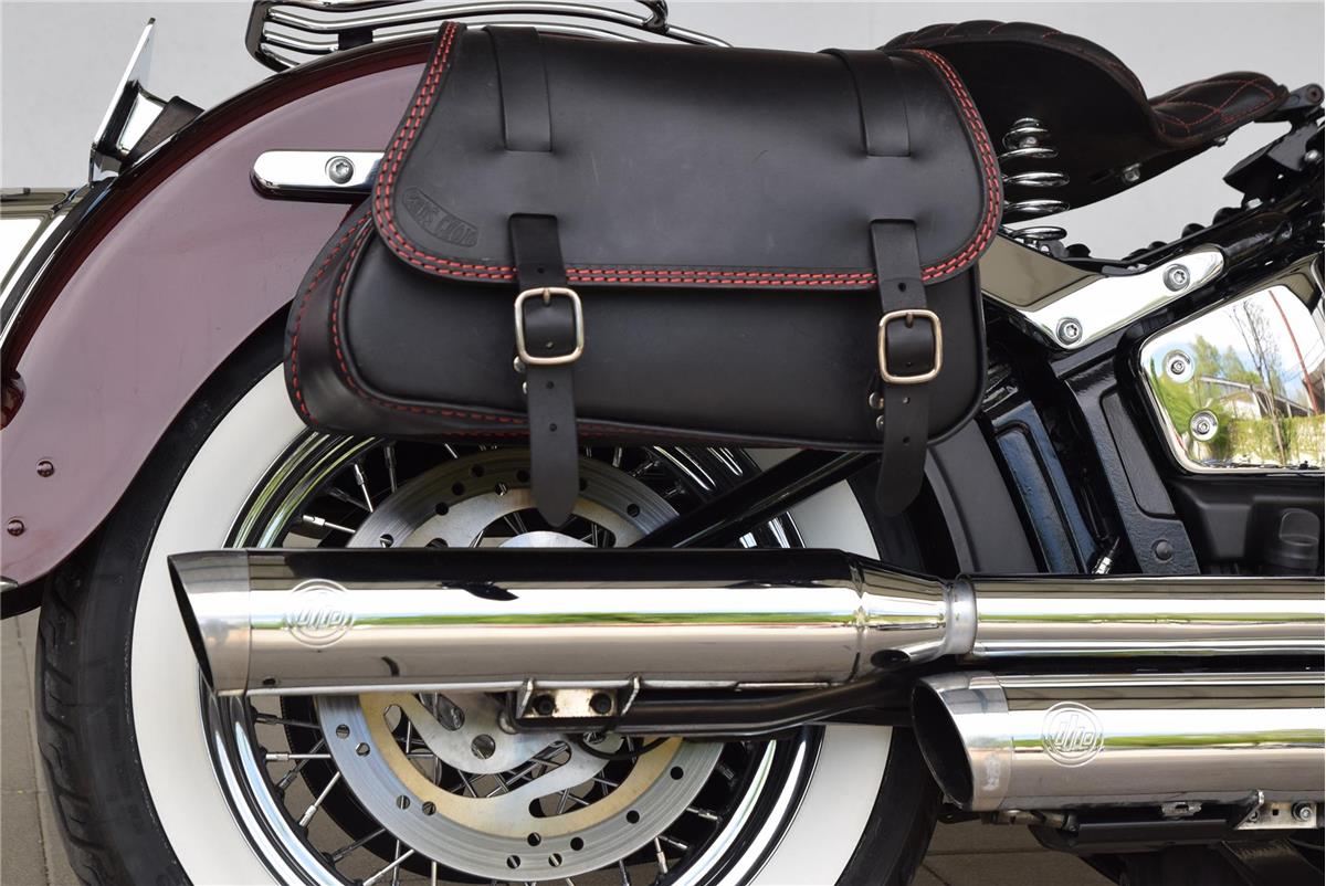 FLDE Softail Deluxe mit KessTech Auspuff