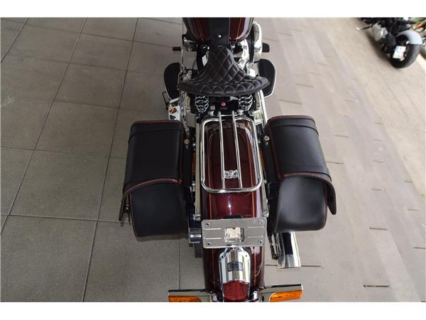 FLDE Softail Deluxe mit KessTech Auspuff