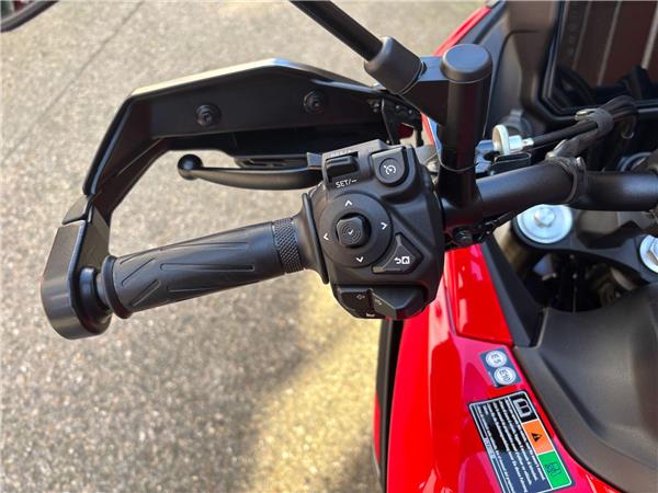 2025 Yamaha TRACER 7