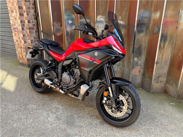 2025 Yamaha TRACER 7
