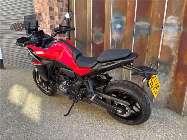 2025 Yamaha TRACER 7