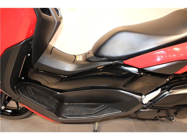 YAMAHA N-MAX 125