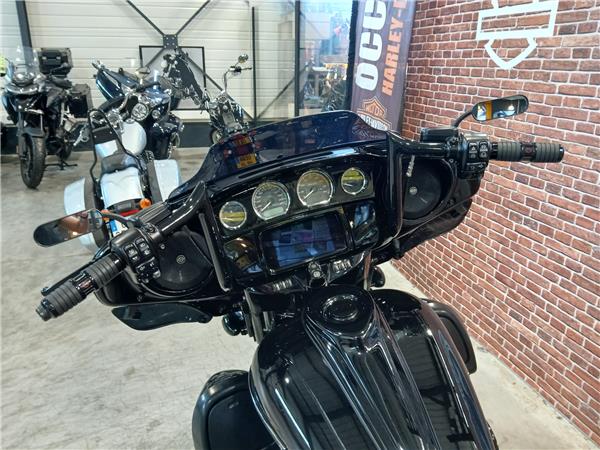 2020 HARLEY-DAVIDSON STREET GLIDE