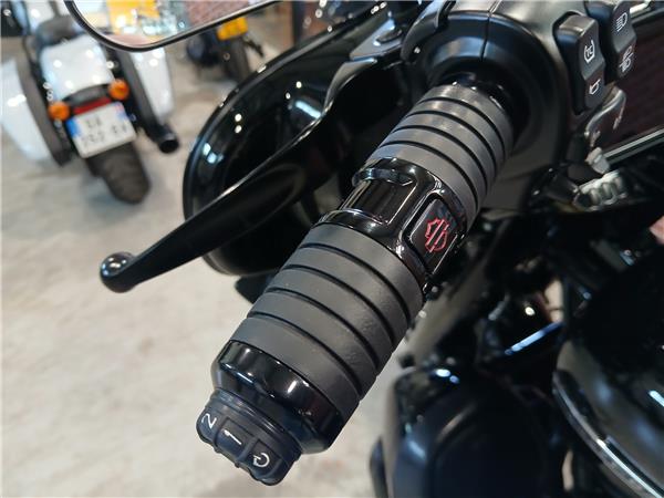 2020 HARLEY-DAVIDSON STREET GLIDE