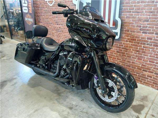 2020 HARLEY-DAVIDSON STREET GLIDE