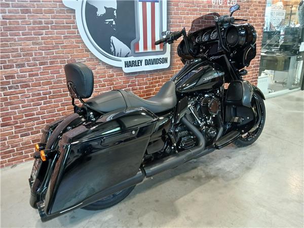 2020 HARLEY-DAVIDSON STREET GLIDE