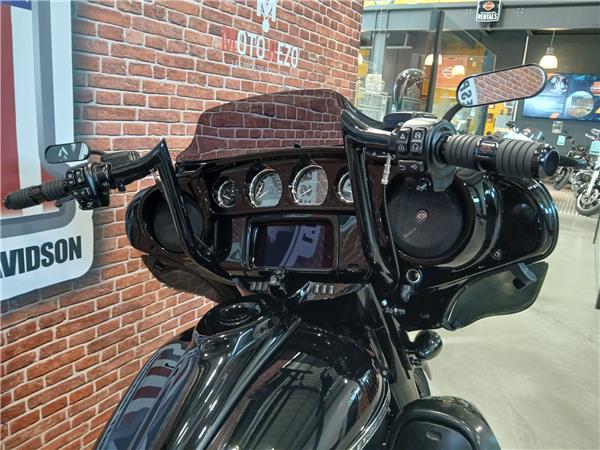 2020 HARLEY-DAVIDSON STREET GLIDE
