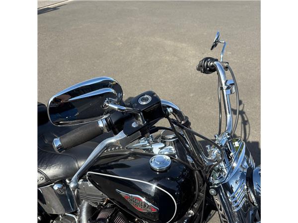 2012 HARLEY-DAVIDSON HERITAGE